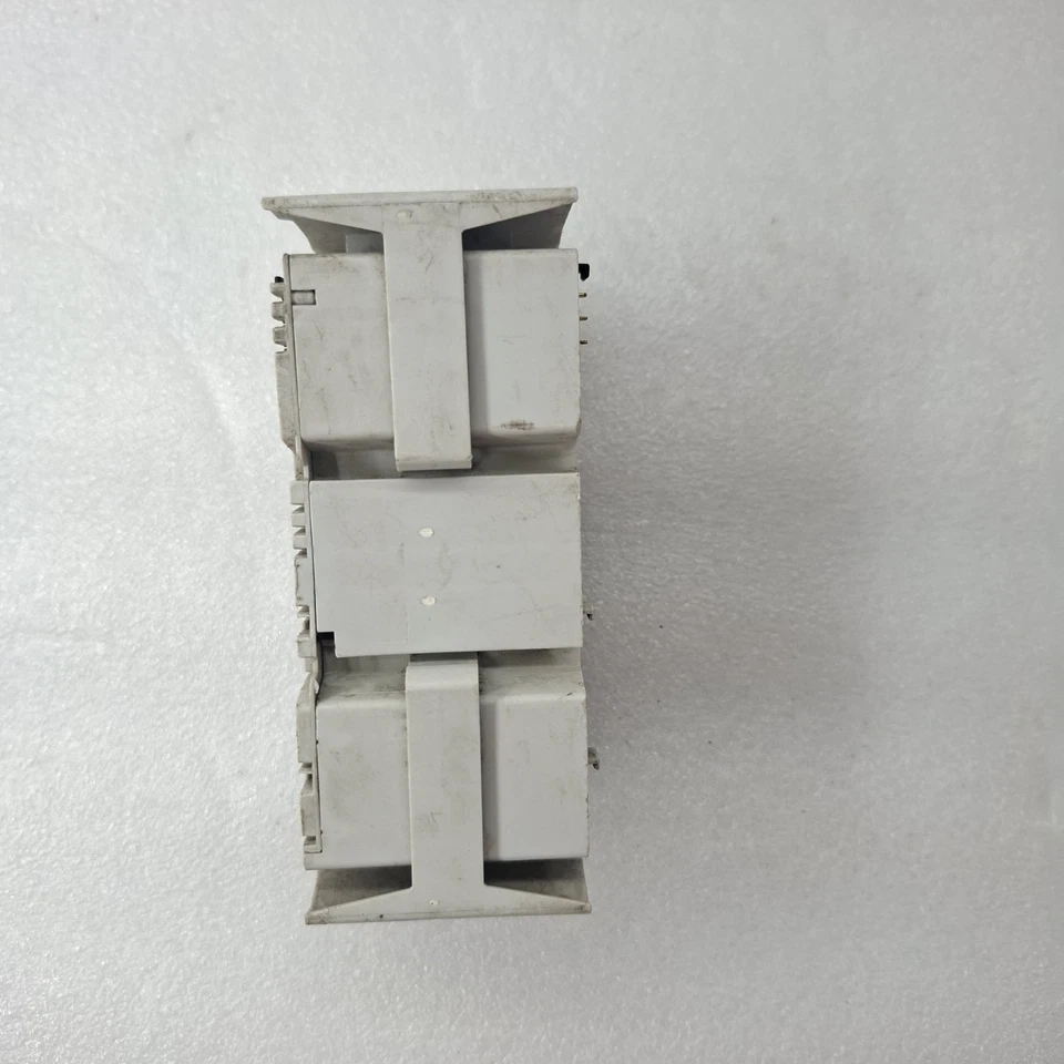 Bosch Rexroth R-IB IL 24 DI 32/HD-PAC Inline Digital Input Module R911170753-101